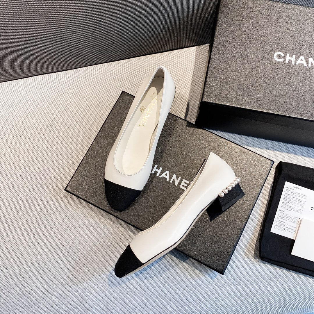 Chanel Pearl Embellished Ballerinas 36128