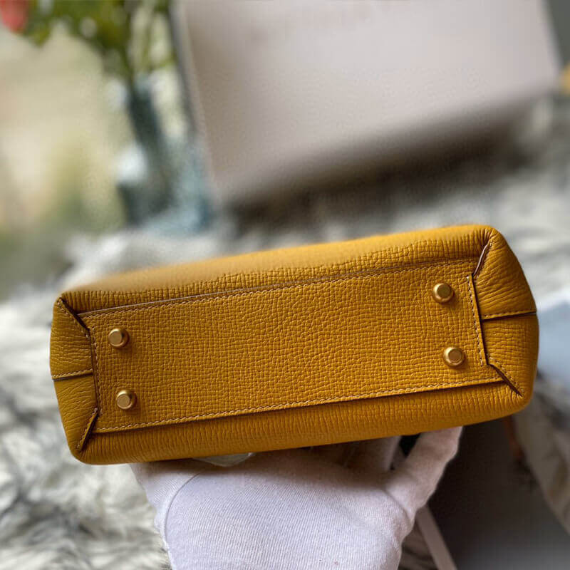 Bottega Veneta Small Arco In Grainy Calfskin 580725