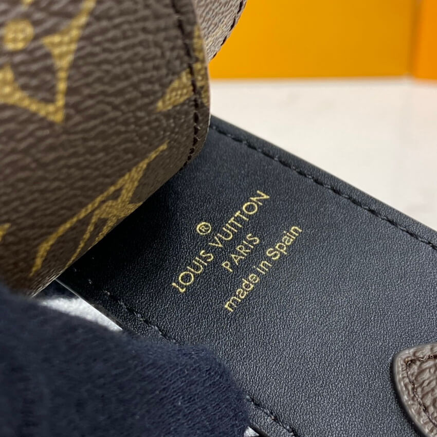 Louis Vuitton Monogram Canvas Bandoulière J02288