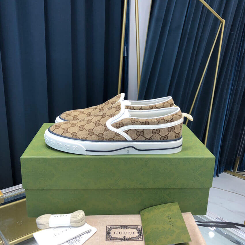Gucci Tennis 1977 Beige Canvas Slip-On Sneaker 643489