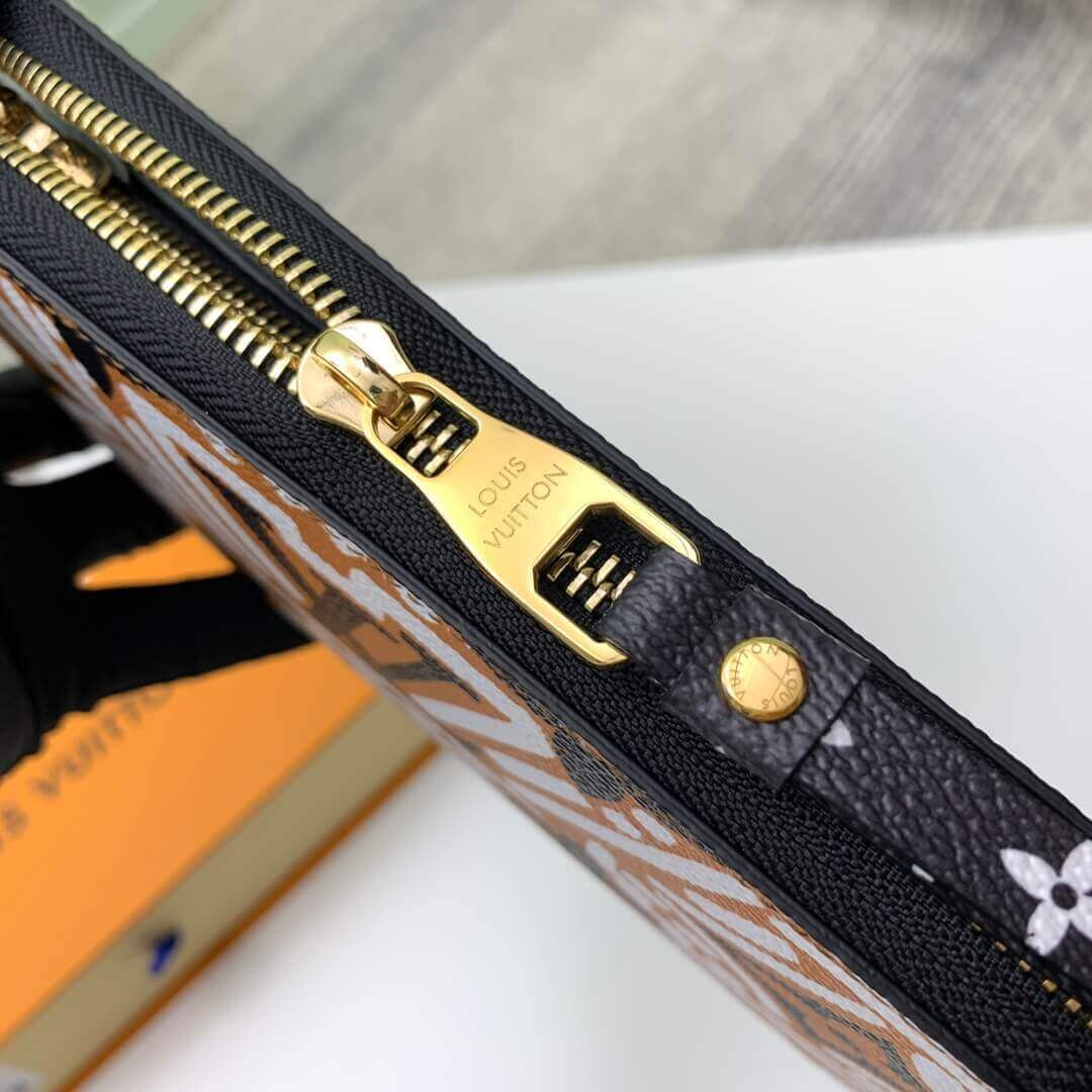 Louis Vuitton LV Crafty Zippy Wallet M69437