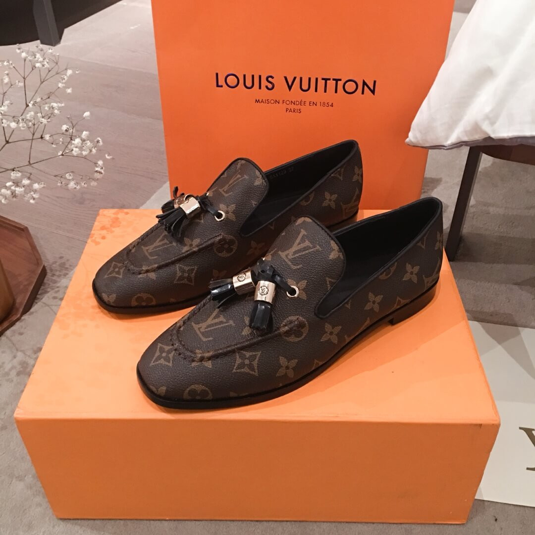 Louis Vuitton Monogram Society Loafer 1A4XD2