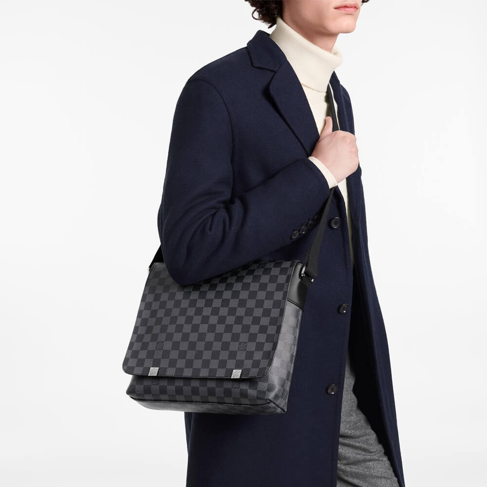 Louis Vuitton Damier Graphite Canvas District MM N41029
