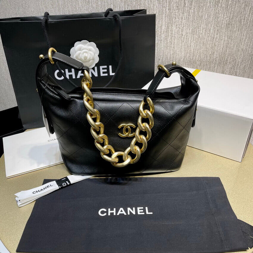 Chanel Black Calfskin Leathe Hobo Bag AS2910
