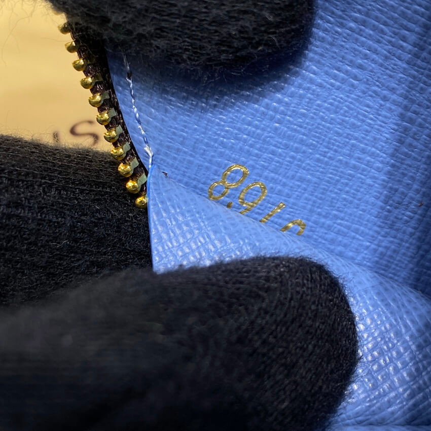 Louis Vuitton Monogram Round Coin Purse M80864B