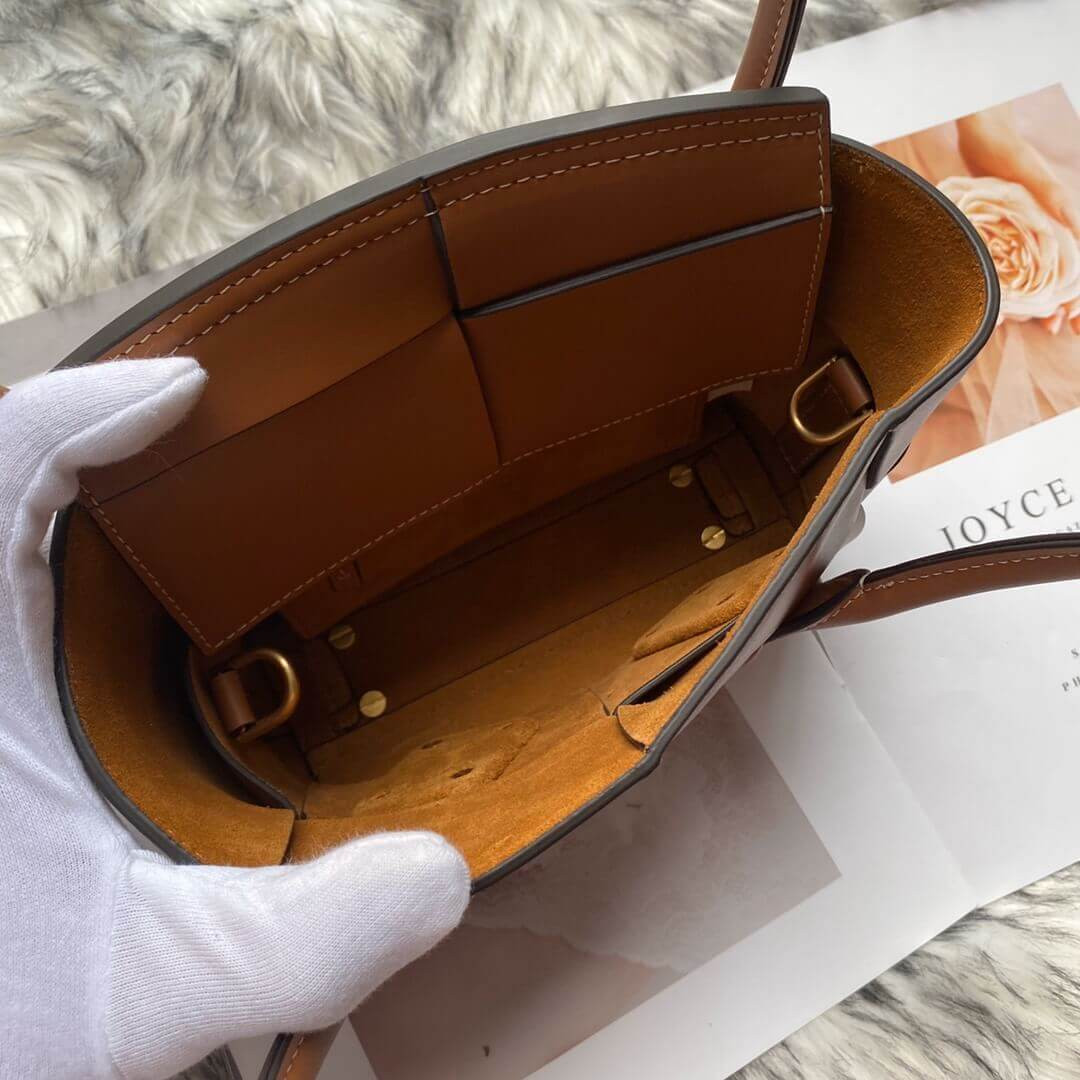 Bottega Veneta Mini Arco In Smooth Calfskin 600606