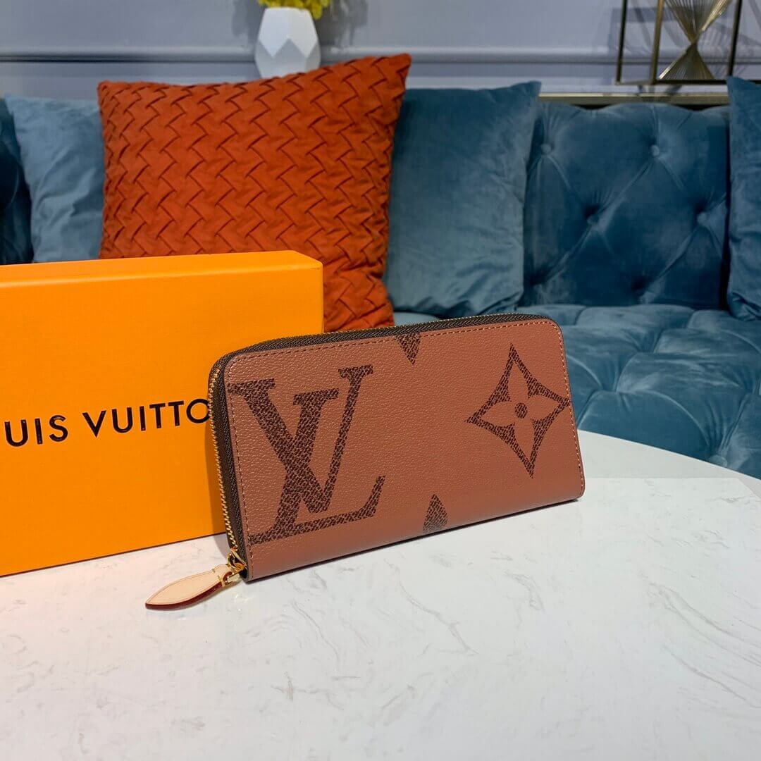 Louis Vuitton Monogram Giant Canvas Zippy Wallet M67687