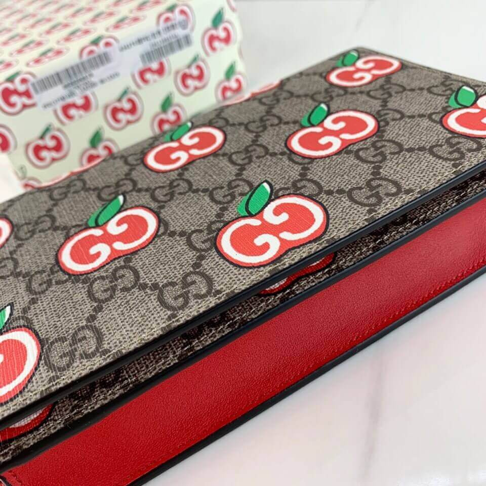 Gucci GG Apple Print Chain Card Case Wallet 634275