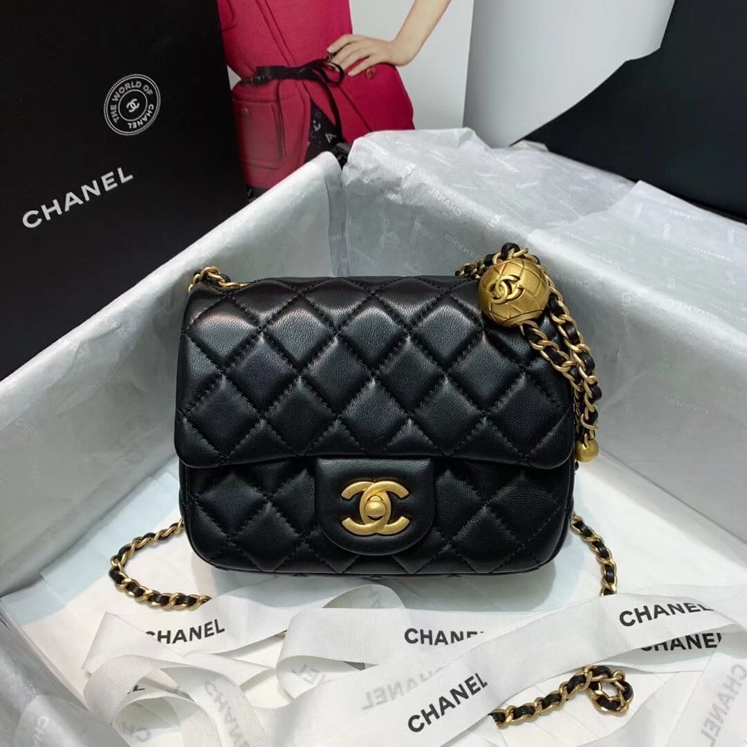 Chanel Lambskin Flap Bag AS1786