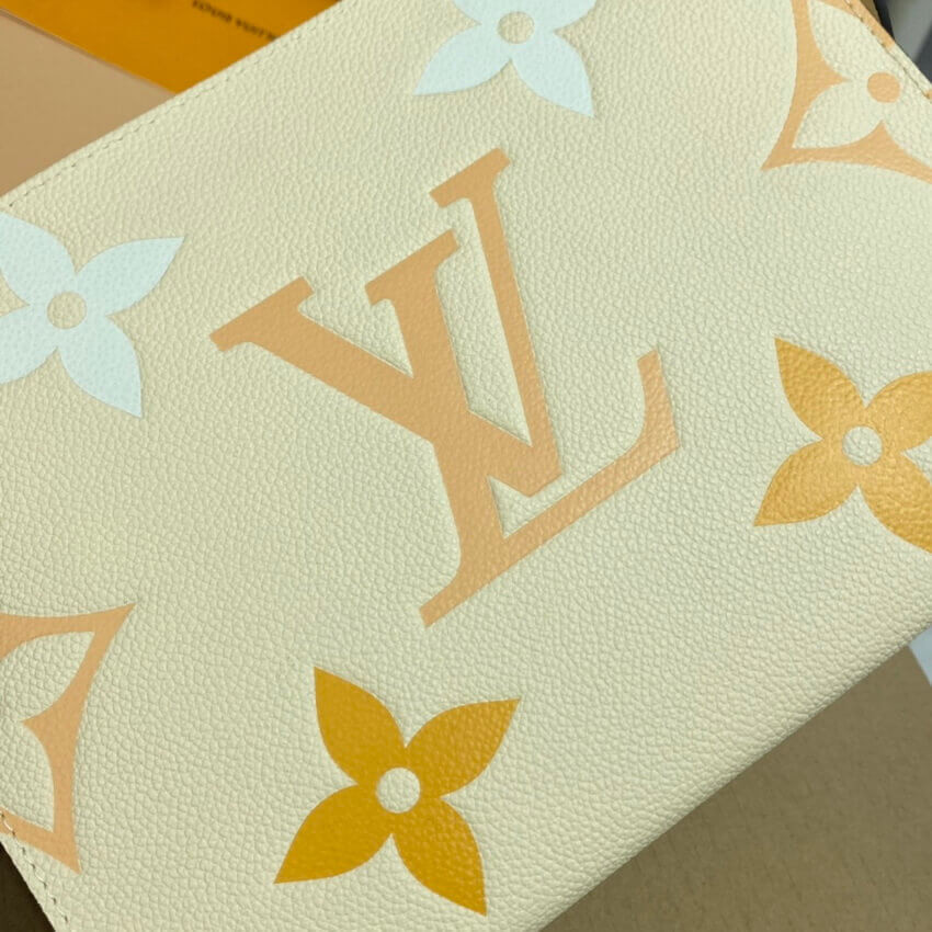 Louis Vuitton Toiletry Pouch 26 M80504