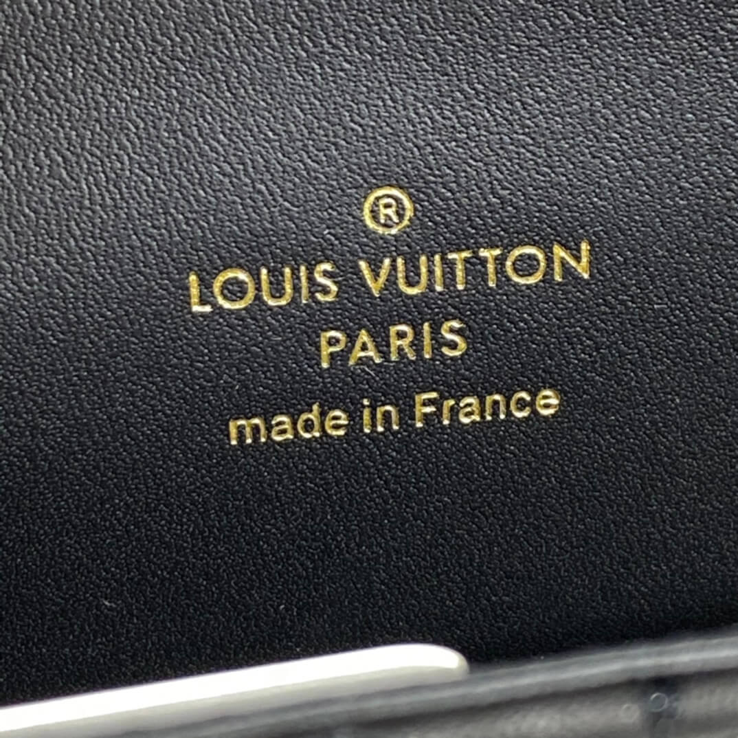 Louis Vuitton Capucines Wallet M68590