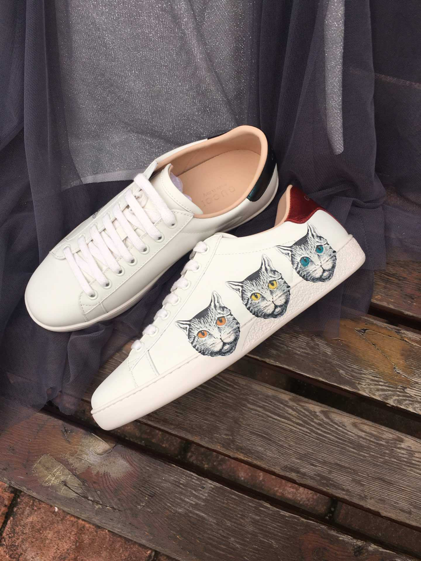 Gucci Ace Sneaker with Mystic Cat 577147