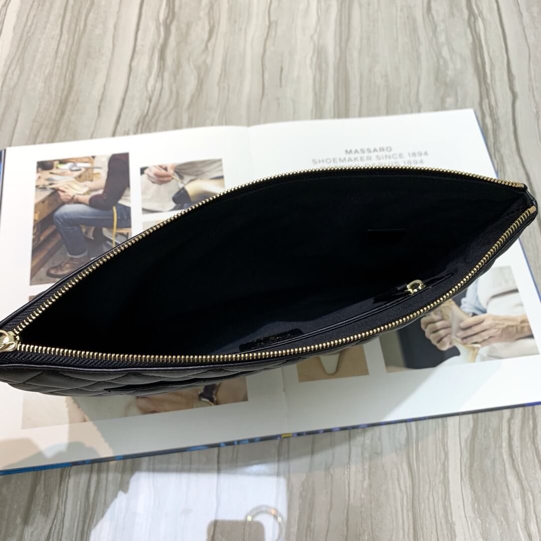 Chanel Clutch Bag 86061