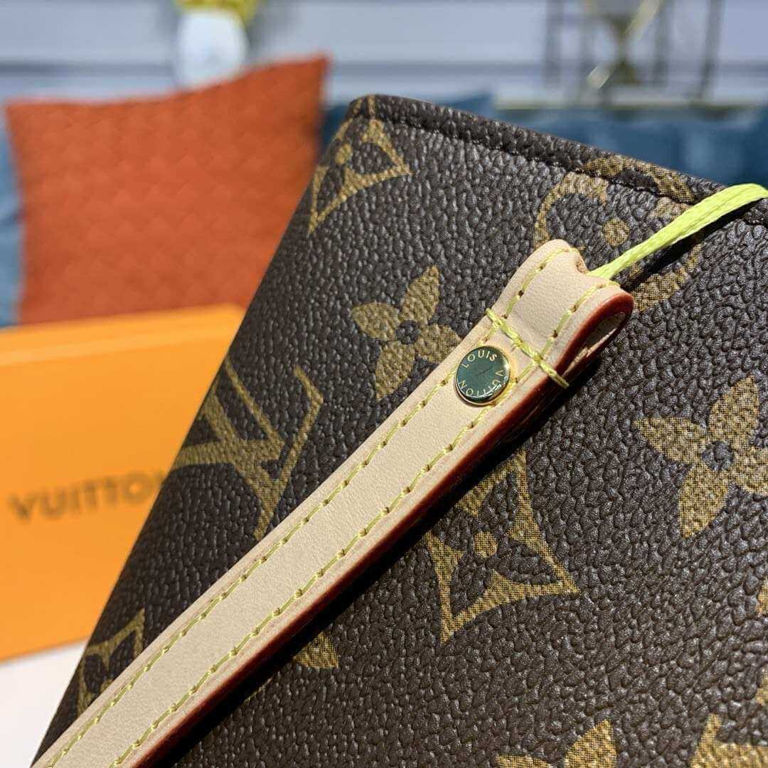 Louis Vuitton Monogram Canvas Kasai Wallet M58080