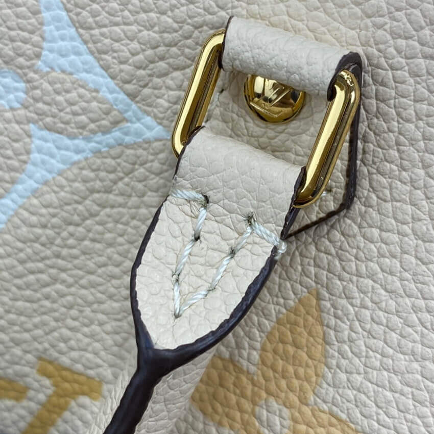 Louis Vuitton Petit Sac Plat M80449