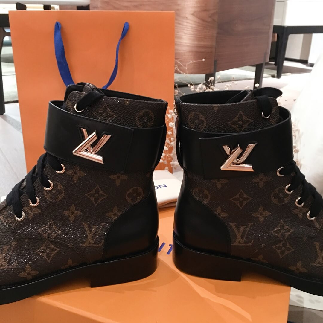 Louis Vuitton Wonderland Flat Ranger Boot 1A2Q3N