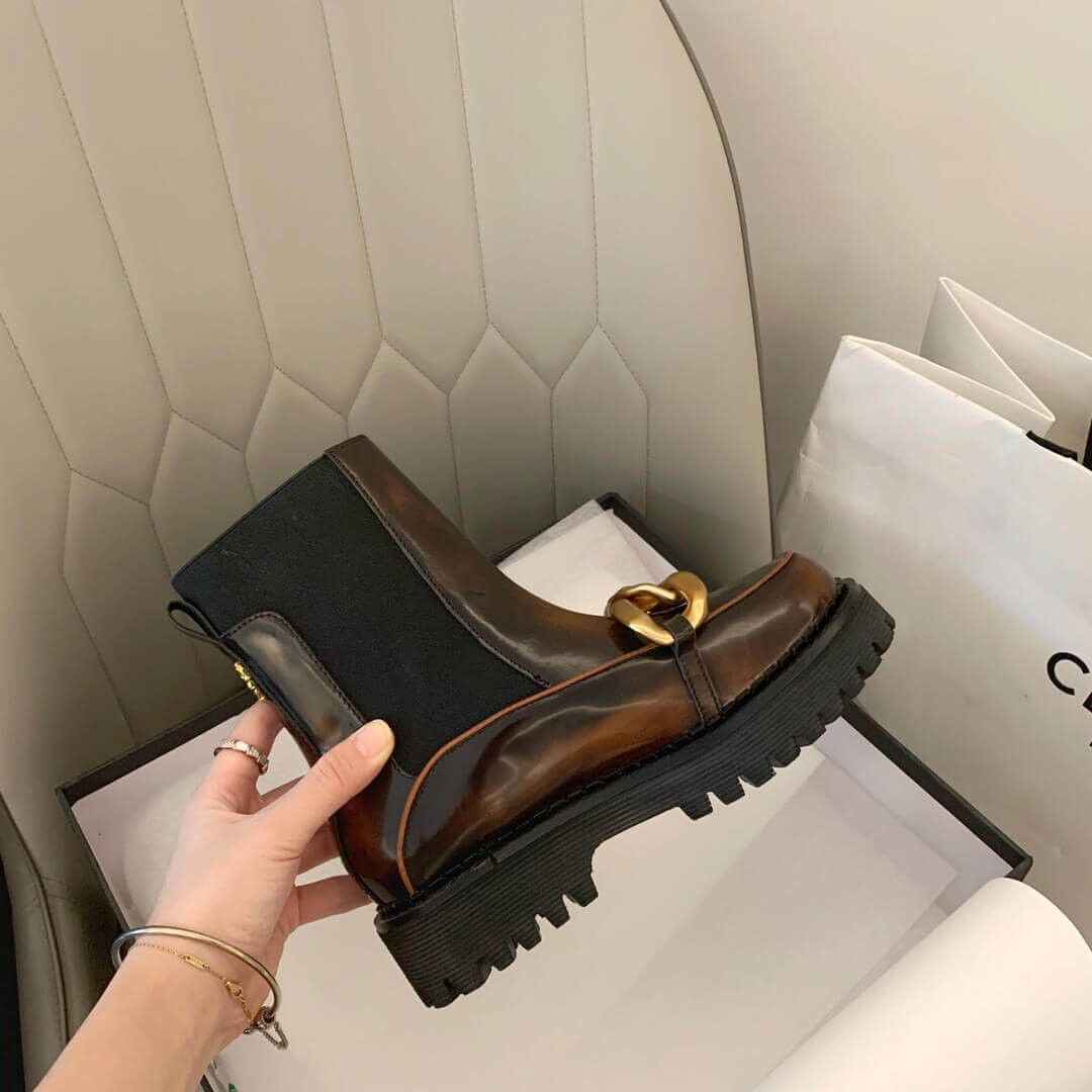 N°21 Chunky Chain-Embellished Ankle Boots