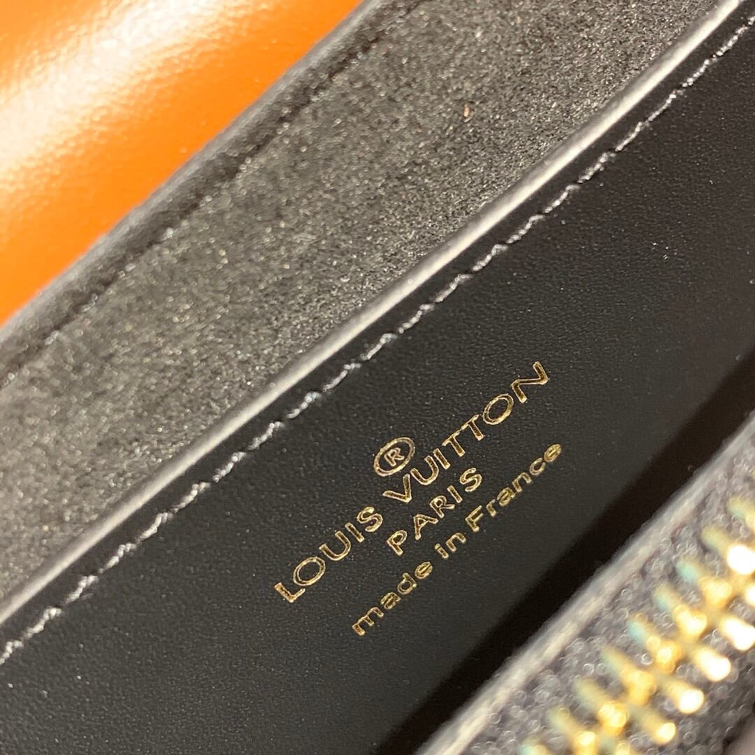 Louis Vuitton Dauphine Multicartes M68751
