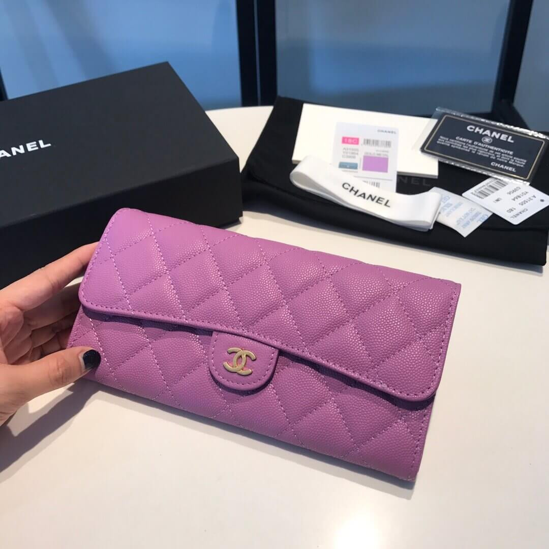 Chanel Grainy Calfskin Classic Bifold Wallet A31505