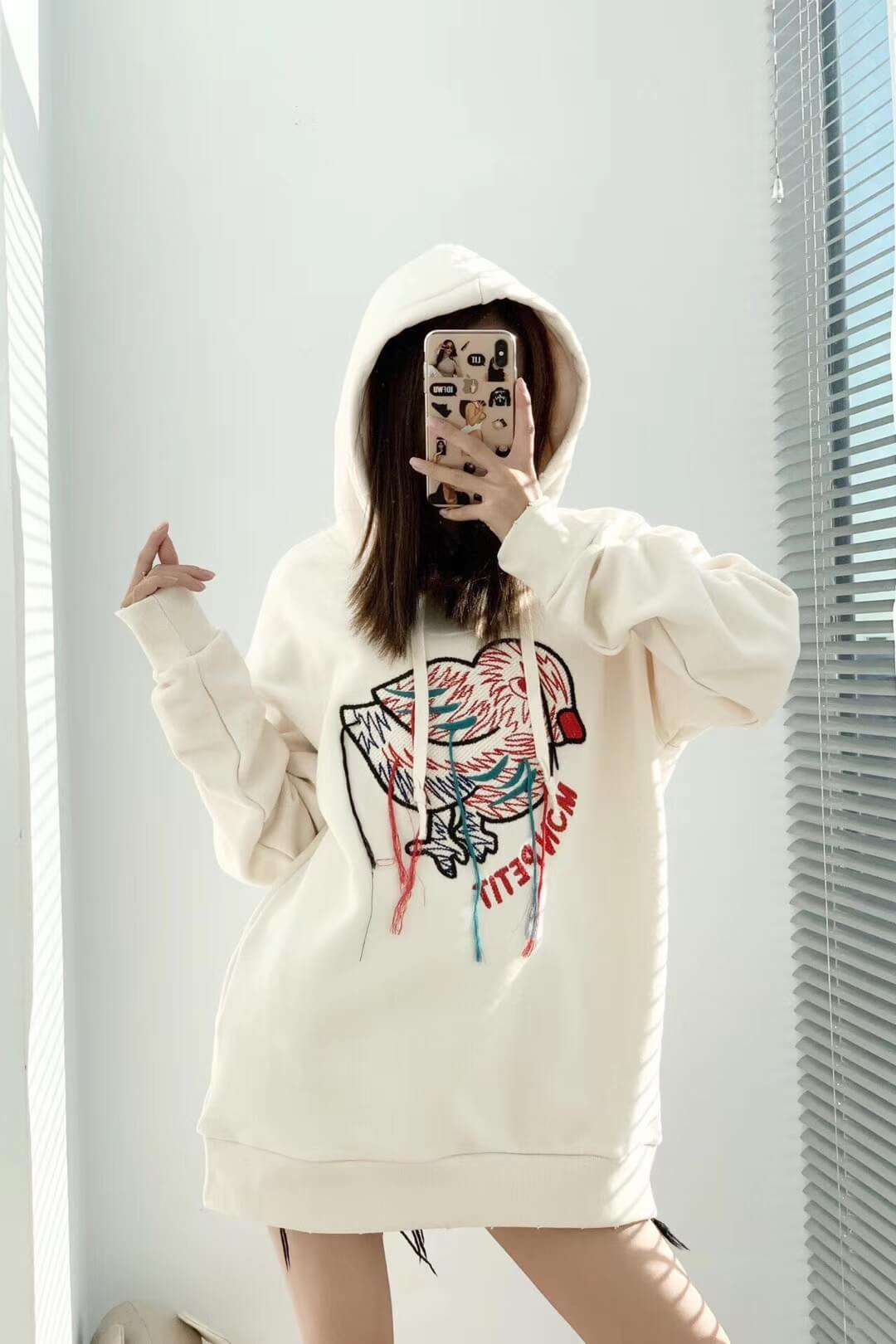 Gucci Mohair Crop Hoodie With Chick 636007