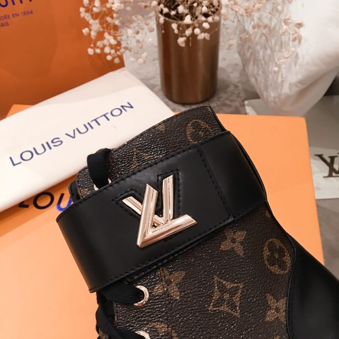 Louis Vuitton Wonderland Flat Ranger Boot 1A2Q3N