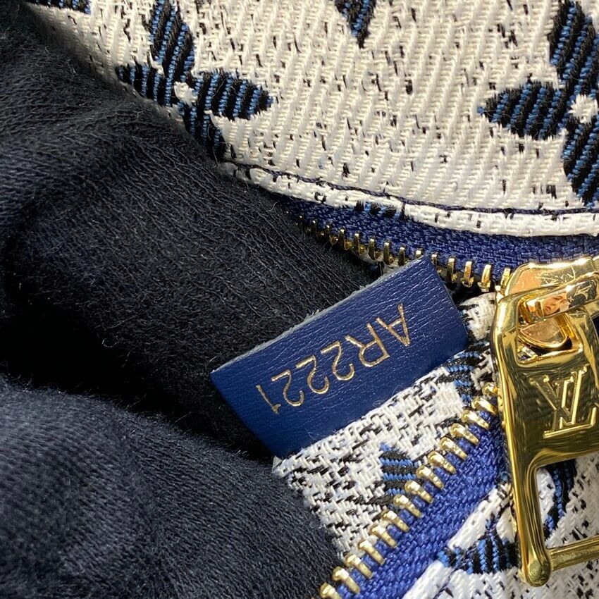 Louis Vuitton Monogram Jacquard Denim OnTheGo MM M59608