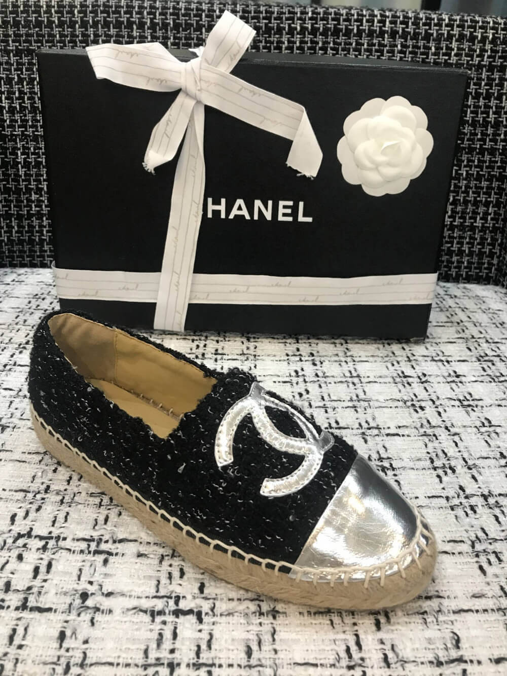 Chanel Tweed & Patent Calfskin Espadrilles G29762 Black/Silver