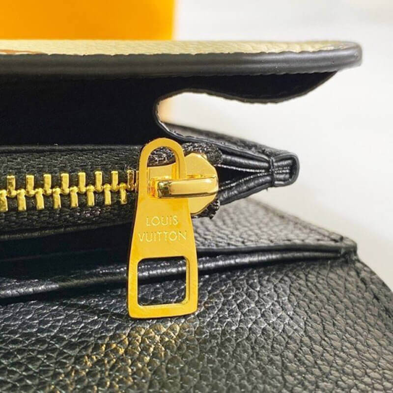 Louis Vuitton LV Crafty Sarah Wallet M69514