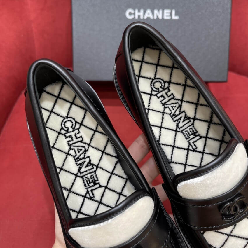 Chanel Black Leather and White Velvet Loafers