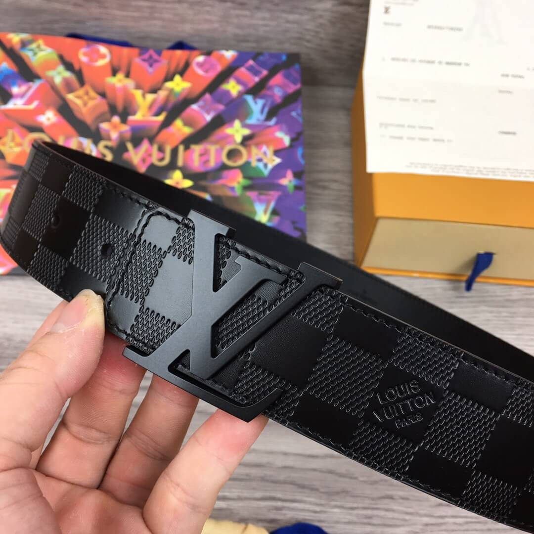 Louis Vuitton Initiales 40mm Belt M9838
