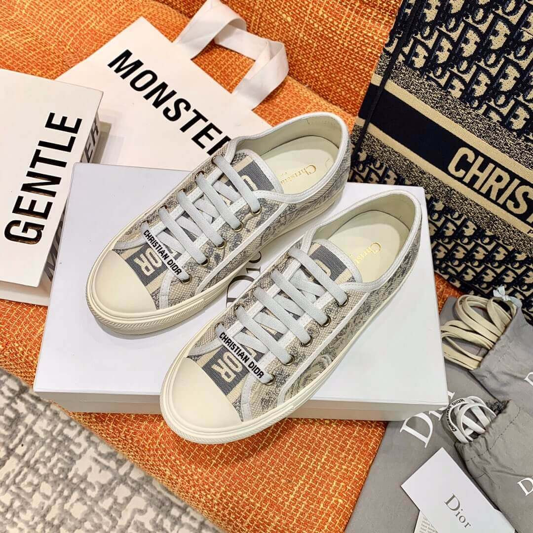 Christian Dior WalkNDior Sneaker In Embroidered Cotton 21181