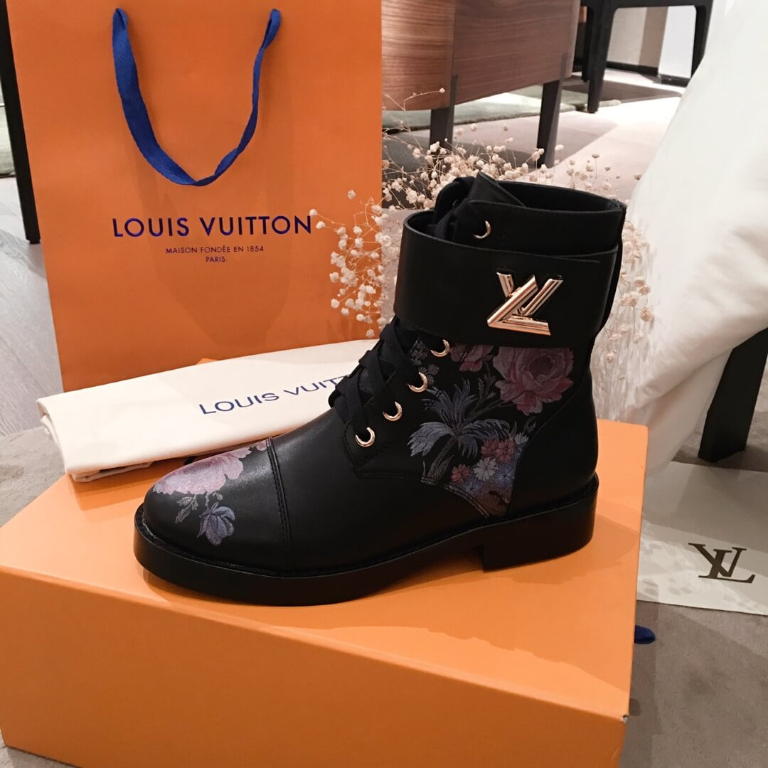 Louis Vuitton Wonderland Flat Ranger Boot 1A1IY3