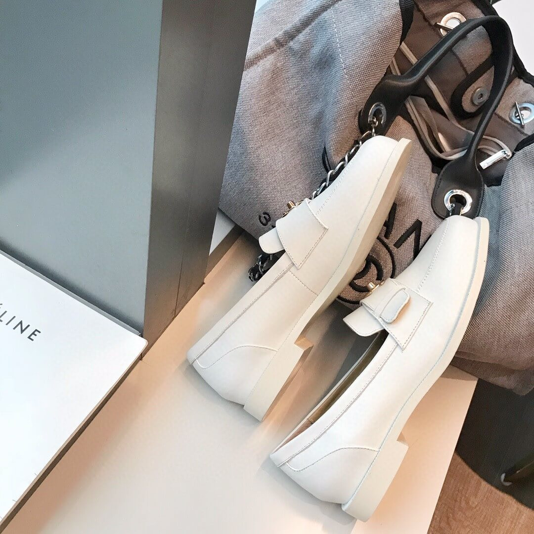 Chanel CC Turnlock Loafers And Leather Loafers G429295