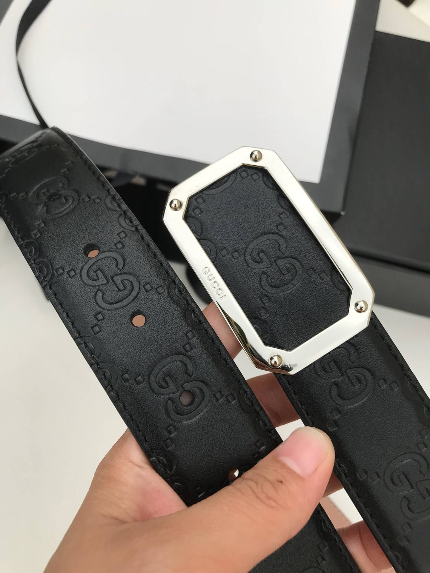 Gucci Signature Leather Belt 403941