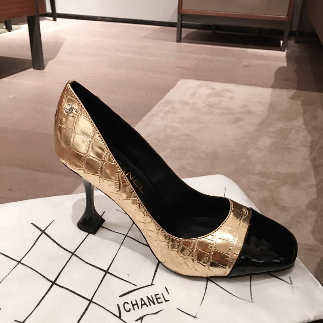 Chanel Crocodile Patent Pumps G35827
