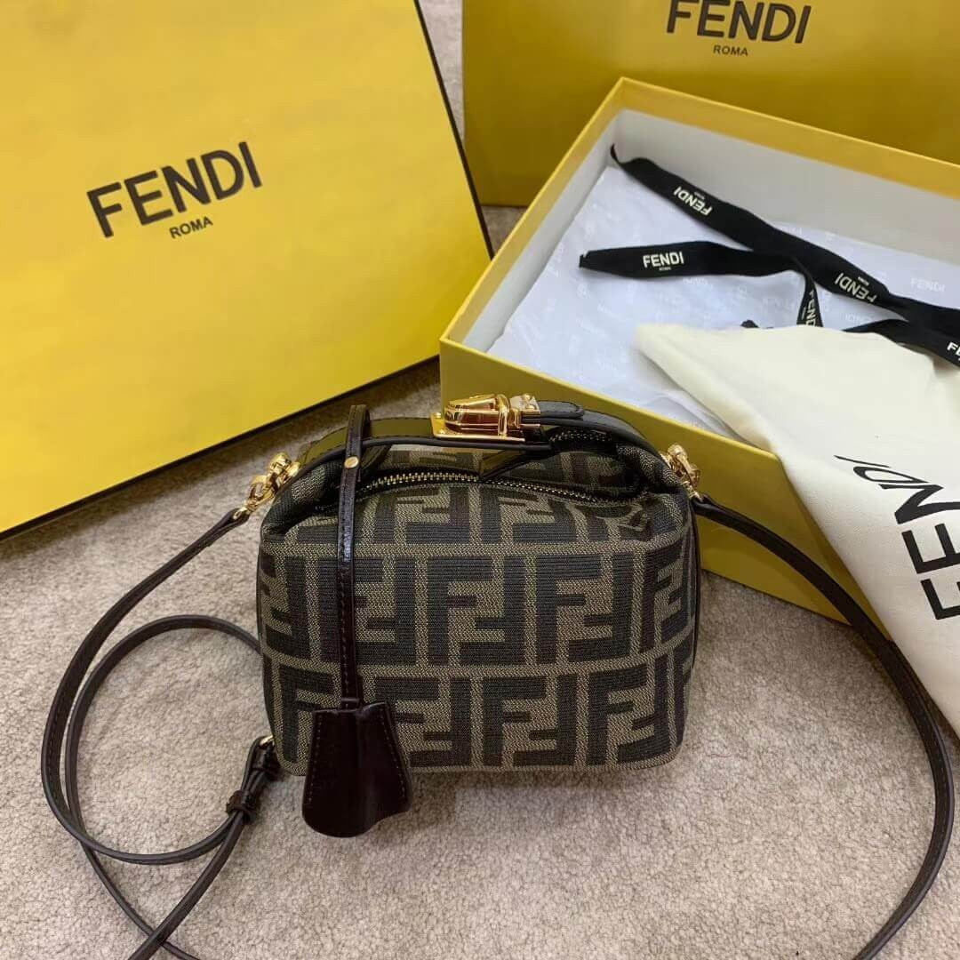 Fendi Vintage Mamma Baguette Zucca Pouch F06