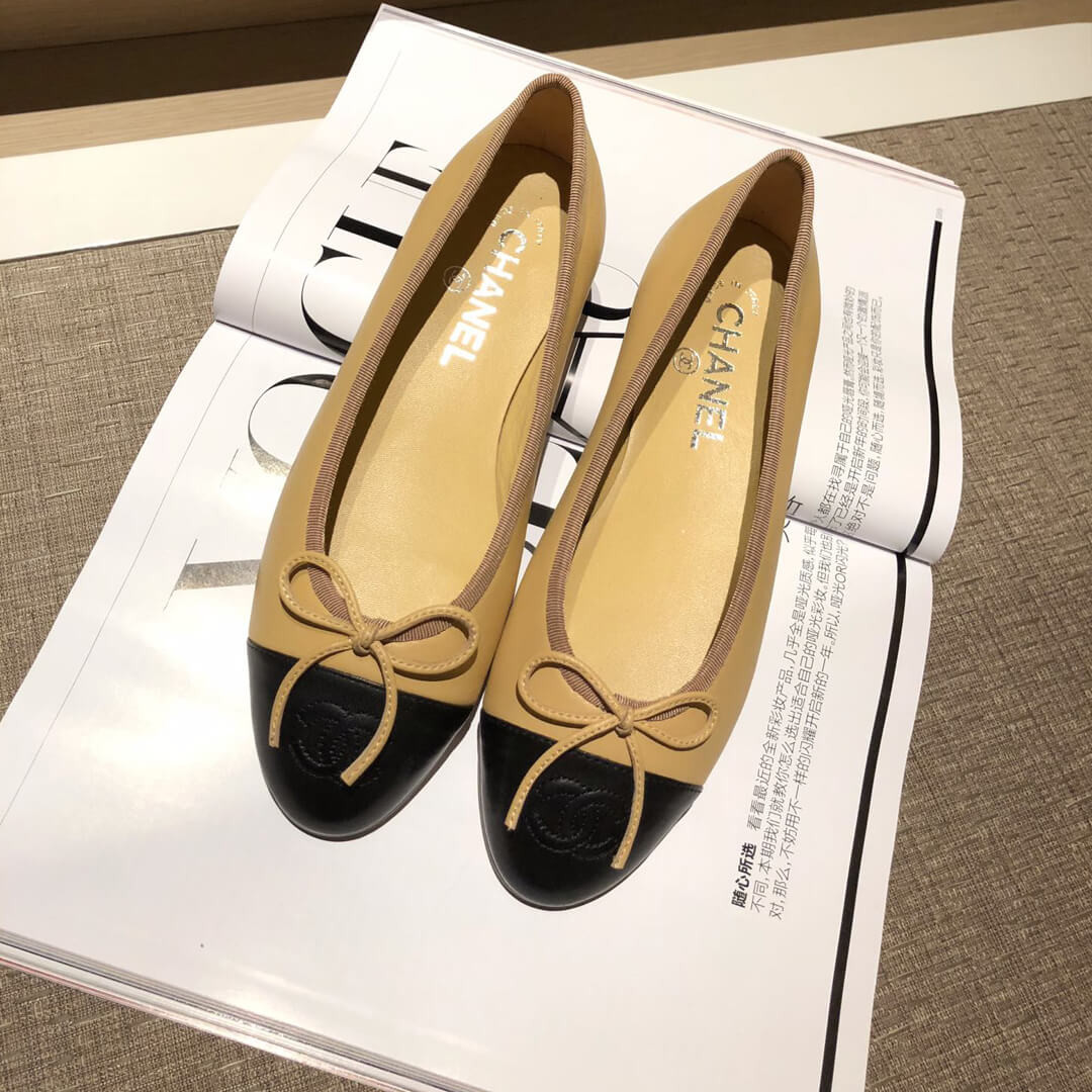 Chanel Leather CC Cap Toe Ballerinas G02819