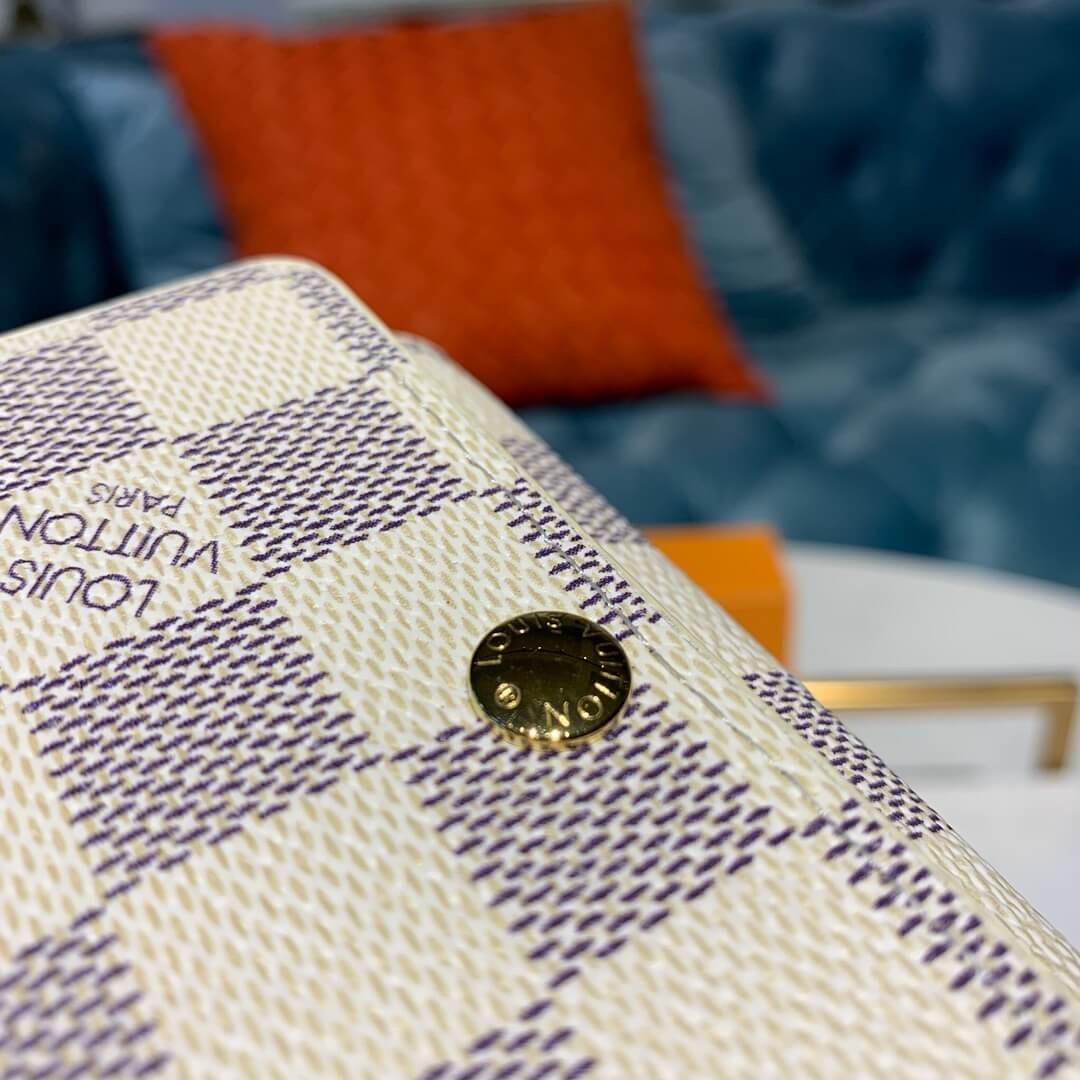 Louis Vuitton Damier Azur Canvas 6 Key Holder N61745