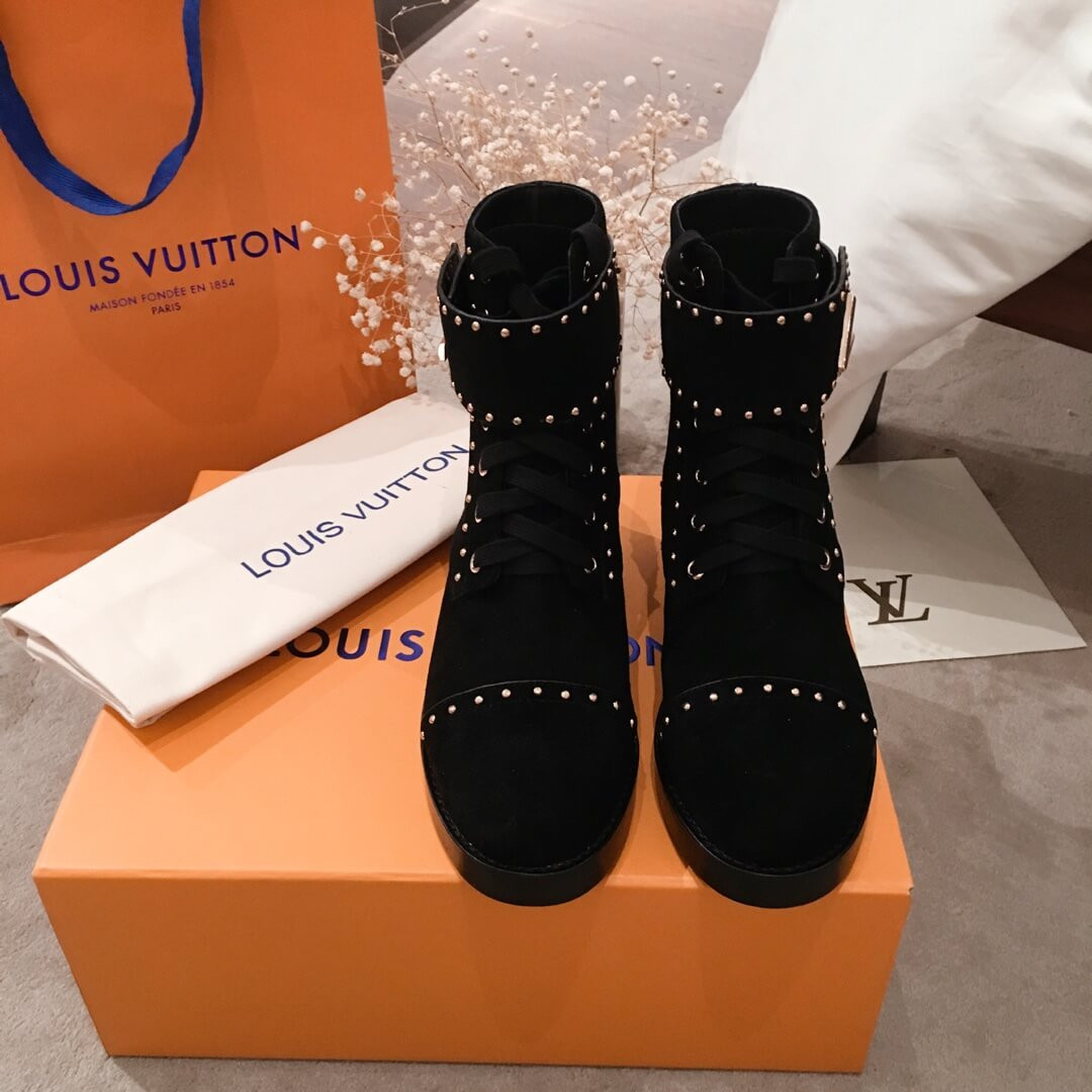 Louis Vuitton Wonderland Flat Ranger Boot 1A4G14