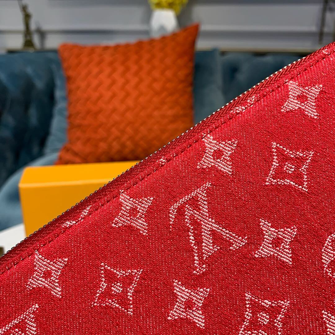 Louis Vuitton X Supreme Denim Zippy Wallet M60017