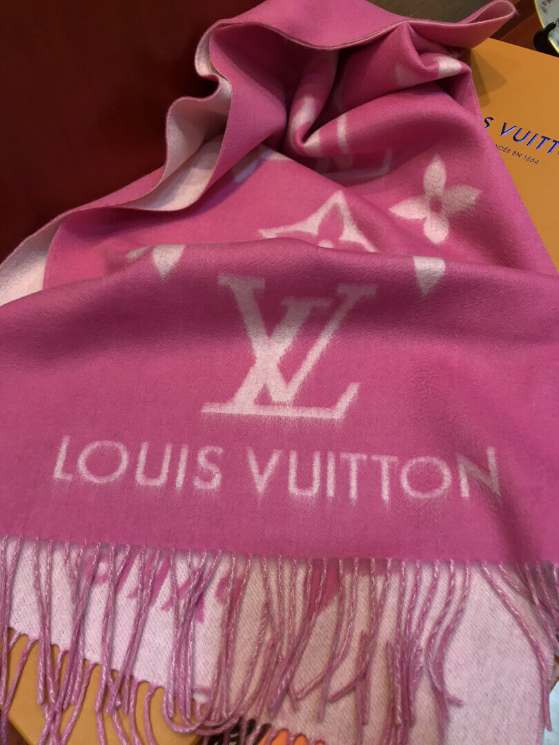 Louis Vuitton Reykjavik Scarf M76067