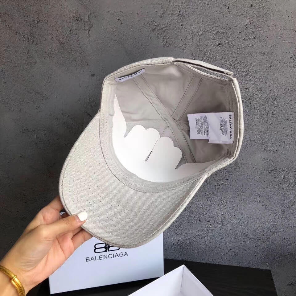 Balenciaga Caps 5291923