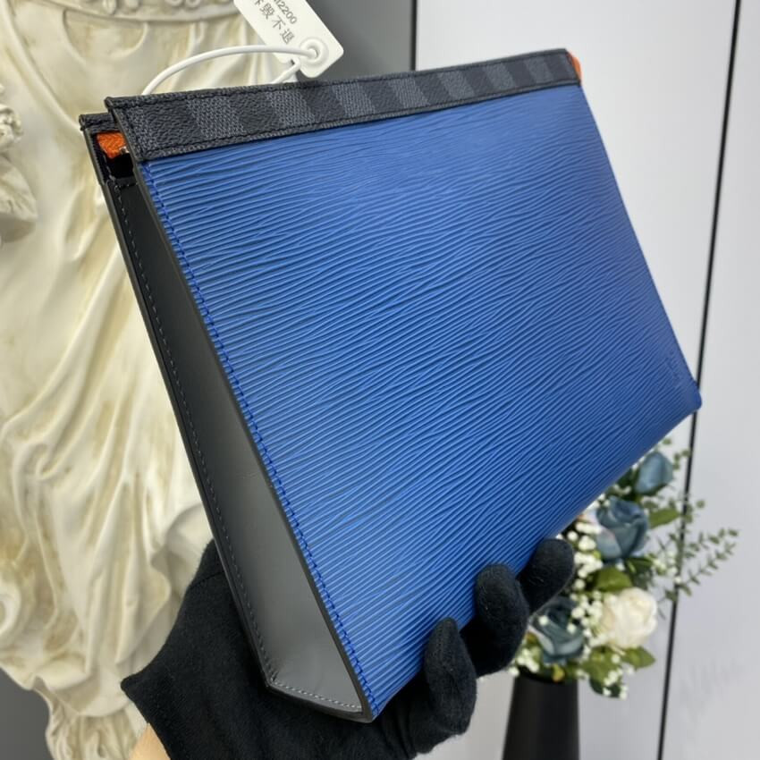 Louis Vuitton Epi Leather Pochette Voyage MM M62912