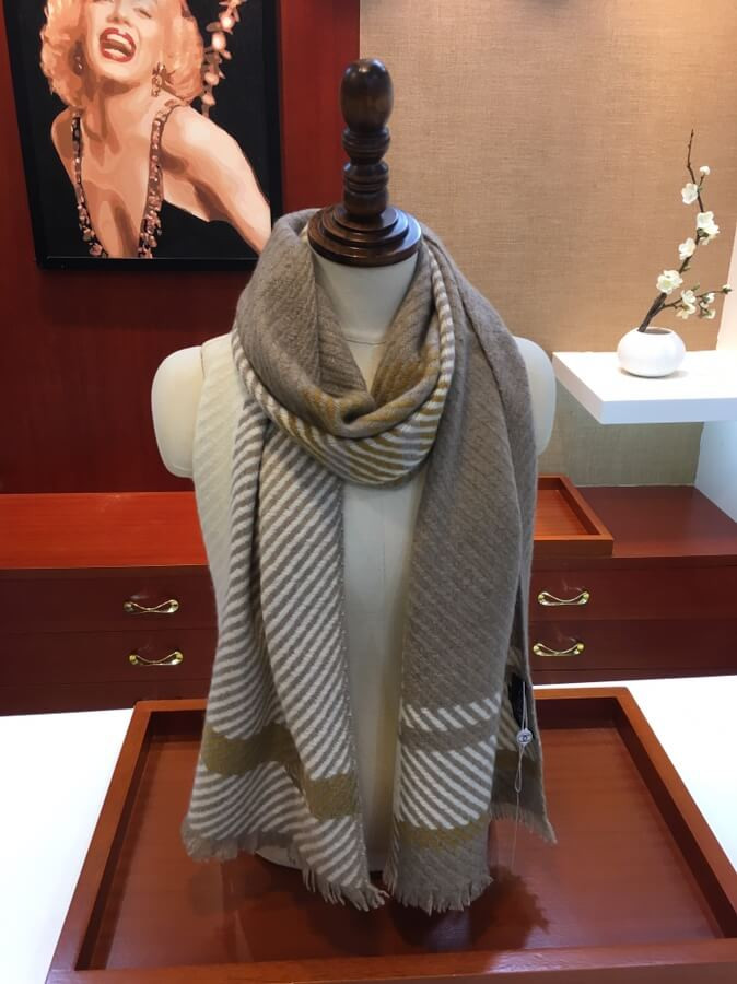 Chanel Cashmere Stole C2677