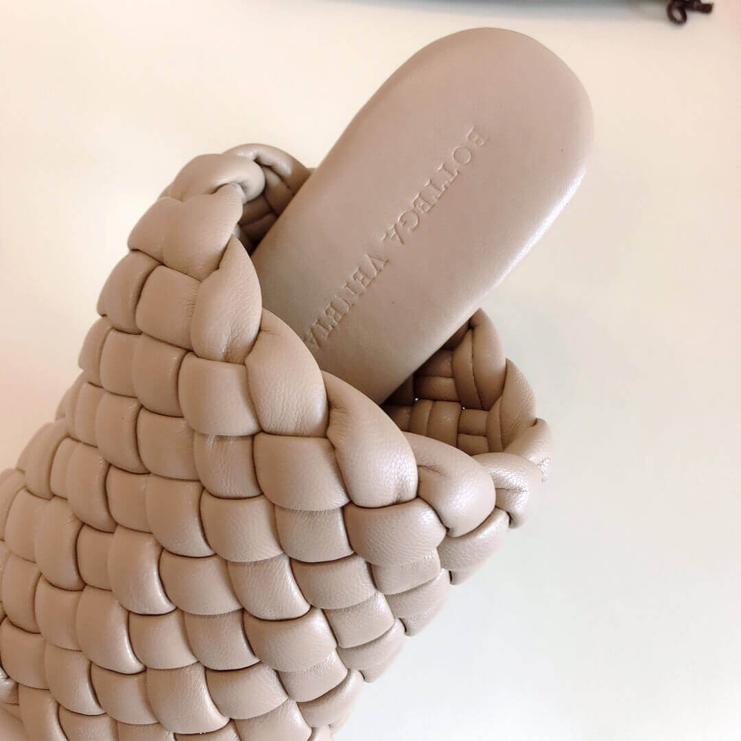 Bottega Veneta BV Curve Sandals 621340 Tapioca