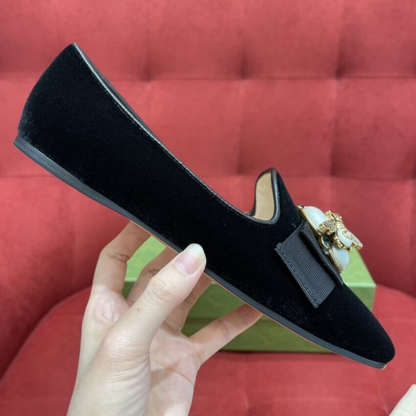 Gucci Velvet Etoile Pearl Embellished Loafers 474491