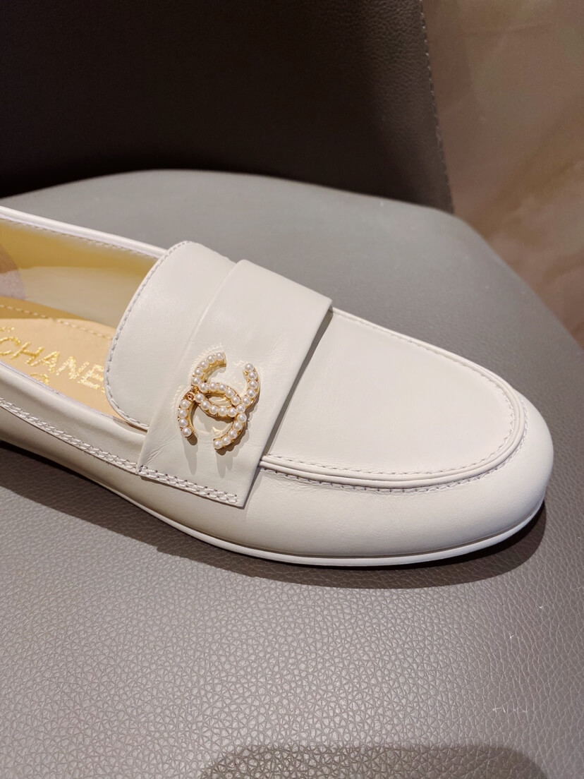 Chanel Loafers G35632