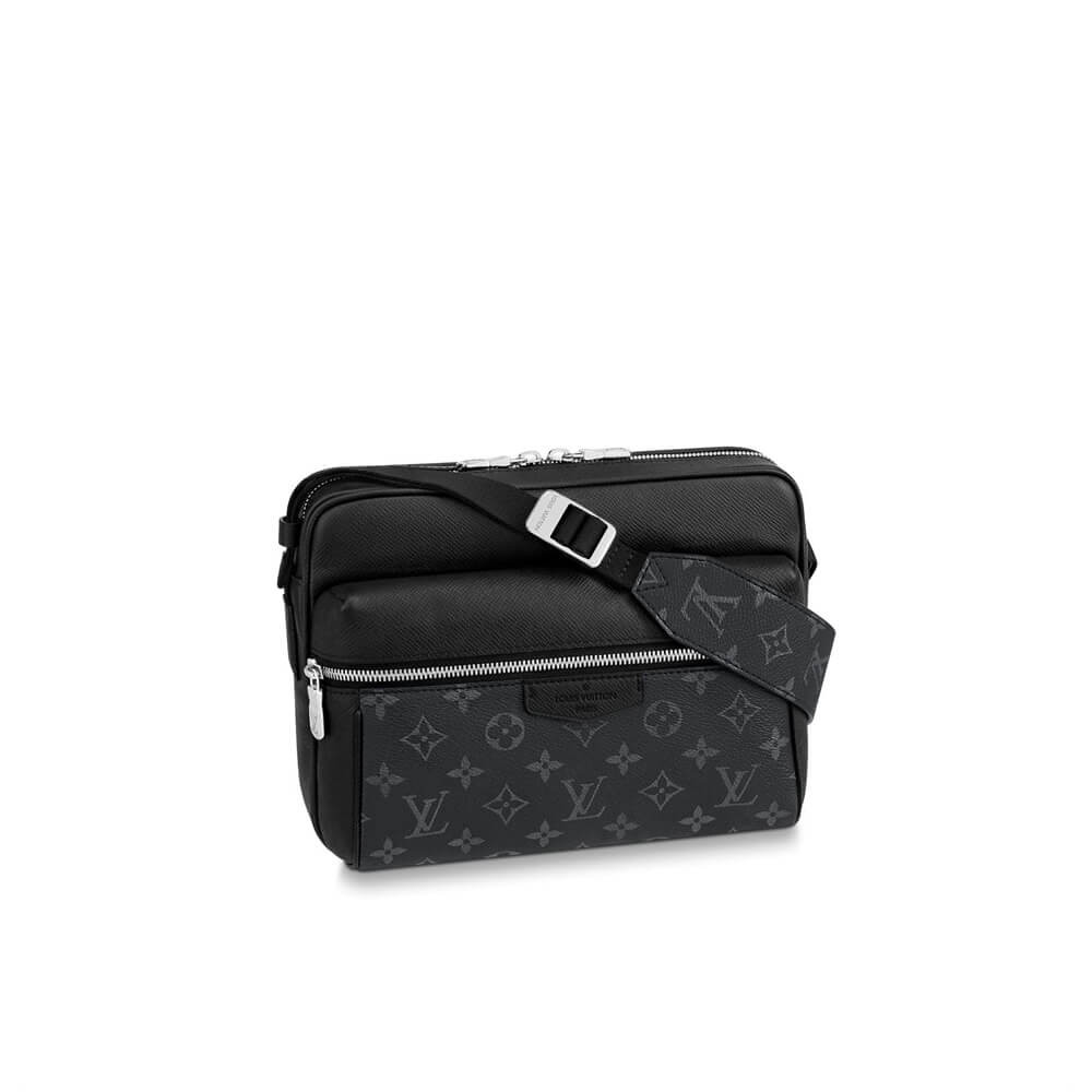 Louis Vuitton Outdoor Messenger M30233
