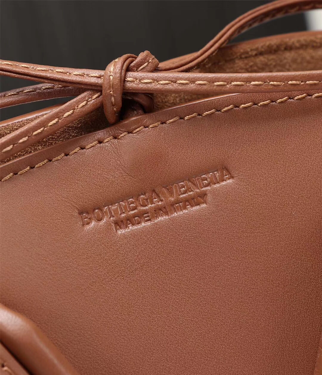 Bottega Veneta Mini Basket Tote 423168