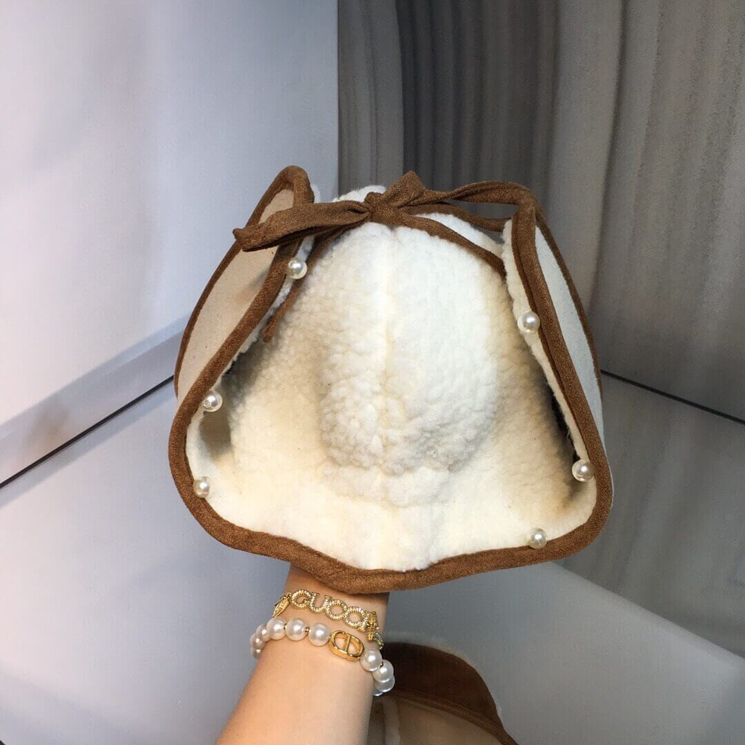 Chanel Wool Beanie D017